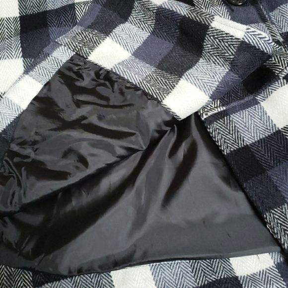 Pea Coat Poncho with Hood - Picture 4 of 4